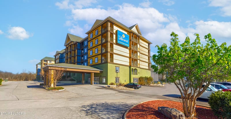 225 Collier Dr #2105, Sevierville, TN 37862
