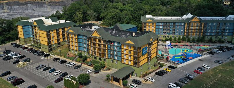 225 Collier Dr #3504, Sevierville, TN 37862