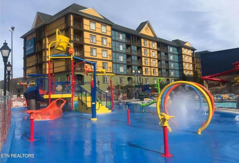 225 Collier Dr Unit 2405, Sevierville, TN 37862