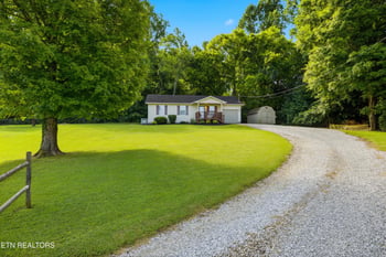 225 Freda Dale Cir, Seymour, TN 37865