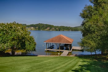 225 Lake Crest Dr, Lenoir City, TN 37772