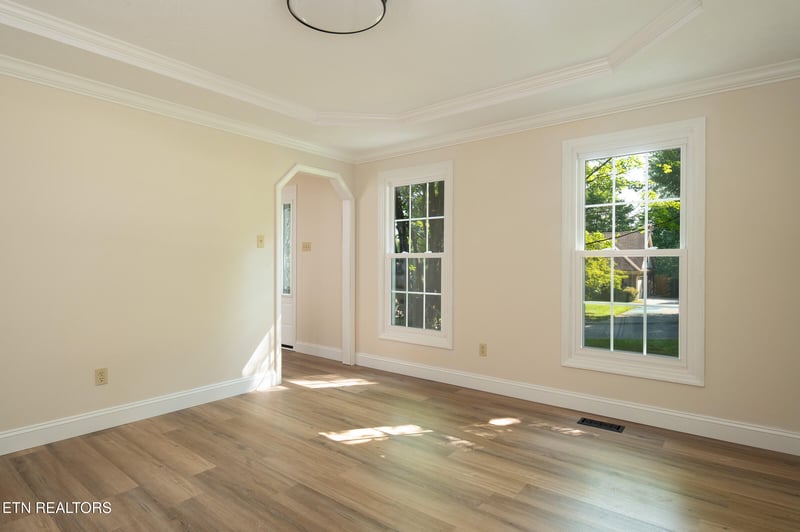 225 Long Bow Rd, Knoxville, TN 37934