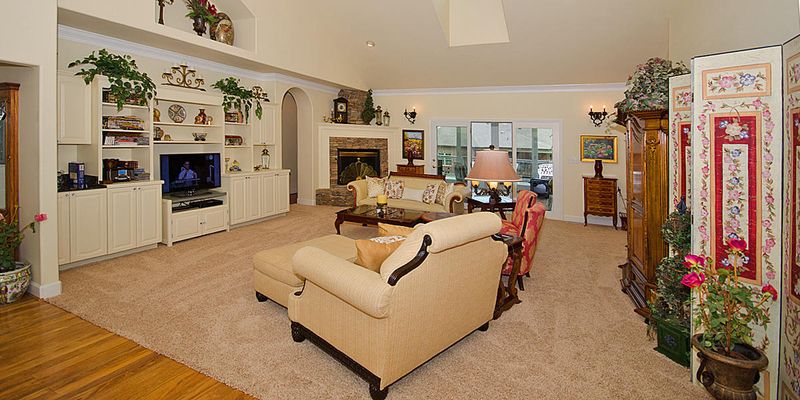 225 Osprey Cir, Vonore, TN 37885