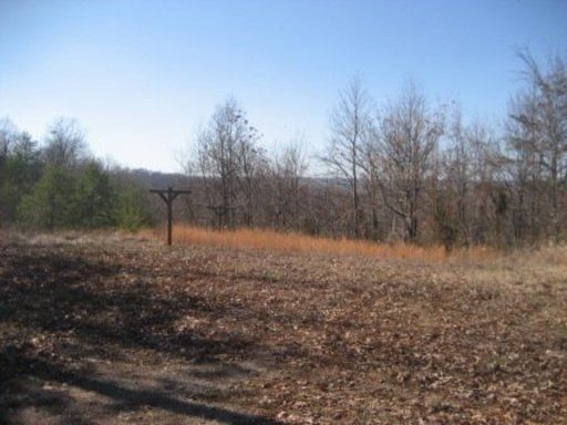 225 Pleasant Hill Rd, Sweetwater, TN 37874