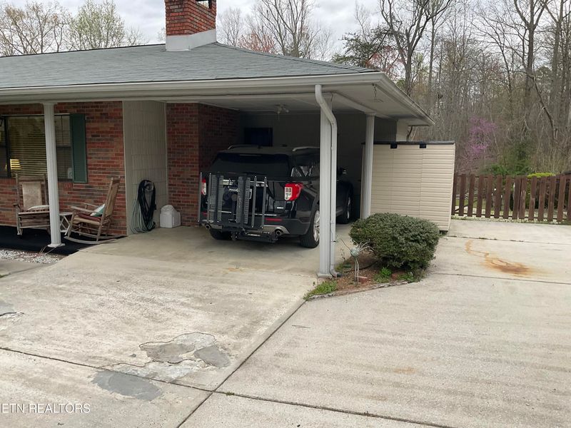 225 Rolling Acres Dr, Rockwood, TN 37854