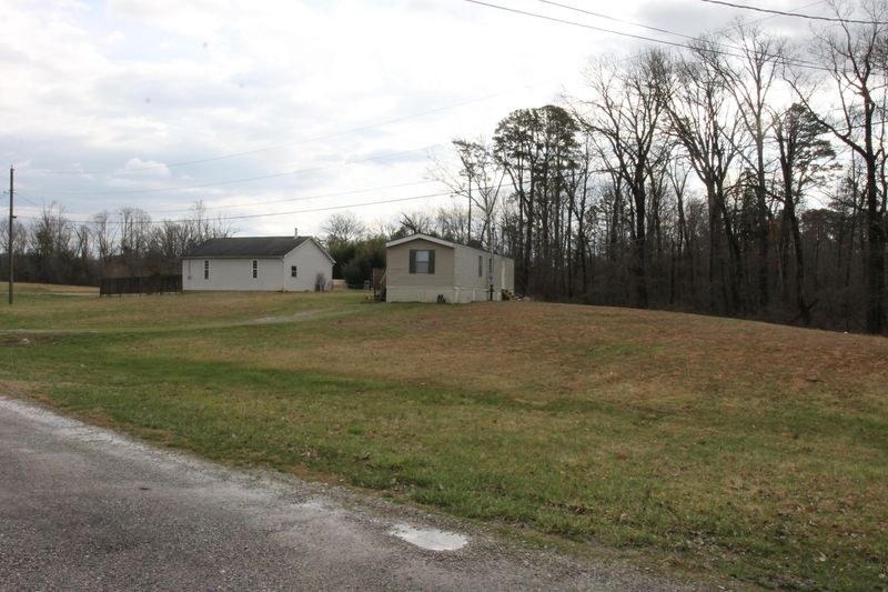 225 S Cunningham Rd, Seymour, TN 37865