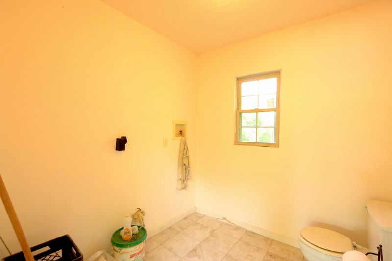 225 Shaddon Rd, Tellico Plains, TN 37385