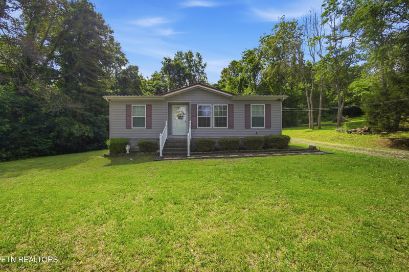 225 Sunset View Dr, Kingston, TN 37763