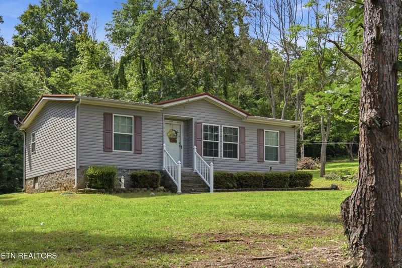 225 Sunset View Dr, Kingston, TN 37763
