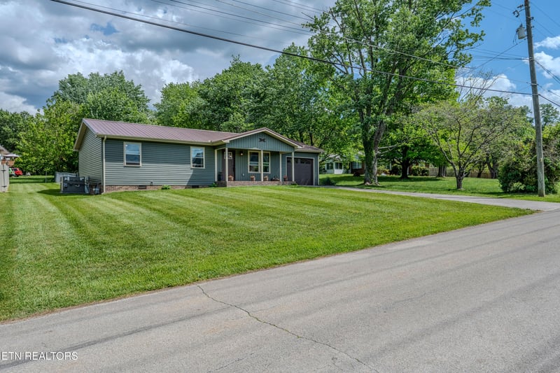 225 Virginia Ave, Morristown, TN 37814