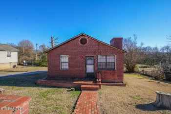 225 W Stephenson St, Alcoa, TN 37701