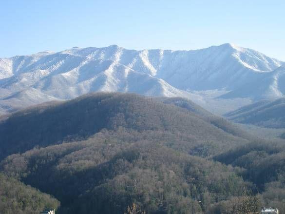 2251 Upper Middle Creek Unit 18 Rd, Pigeon Forge, TN 37876