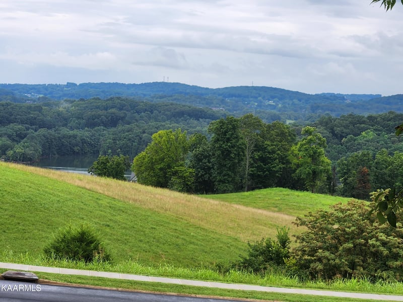 2257 Windswept Way, Morristown, TN 37814