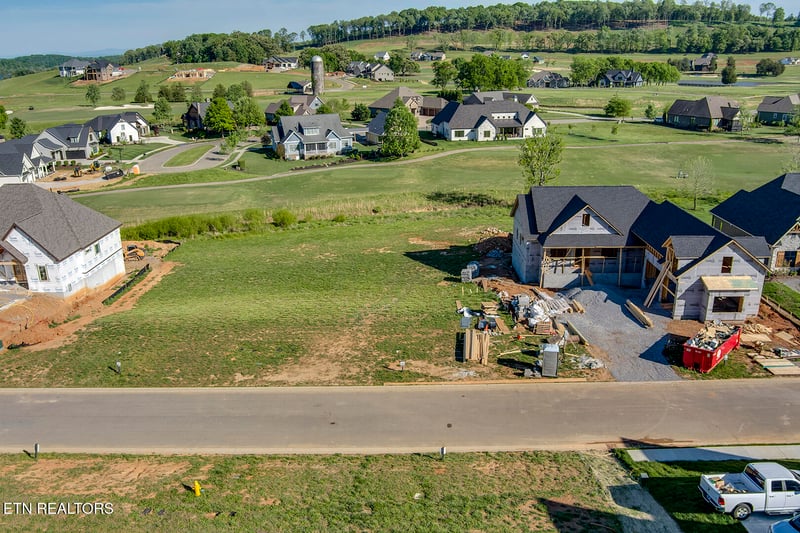 2258 Chestnut Ln, Loudon, TN 37774