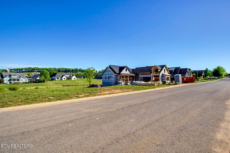 2258 Chestnut Ln, Loudon, TN 37774