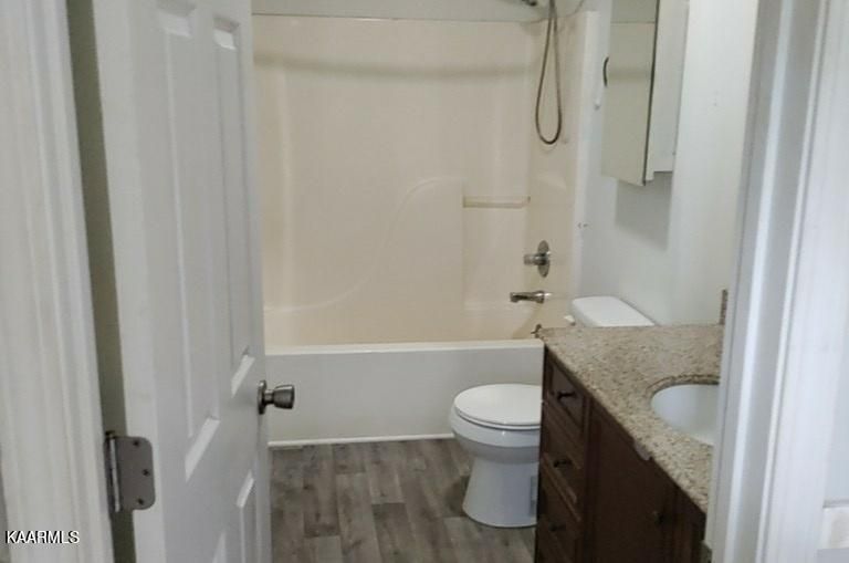 226 Acorn Dr, Corryton, TN 37721