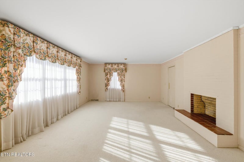 226 Hiwassee Rd, Madisonville, TN 37354