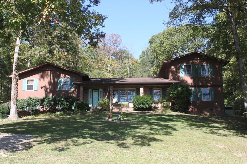 226 Marquiss Cir, Clinton, TN 37716