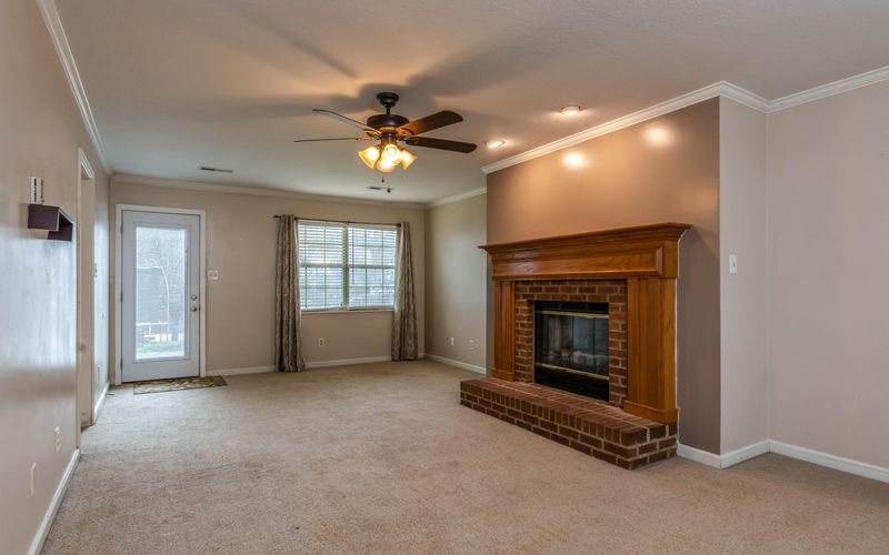 226 Nicely Tr, Powell, TN 37849