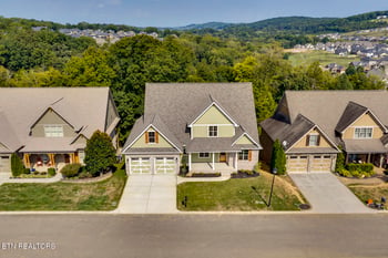 2260 Misty Mountain Cir, Knoxville, TN 37932