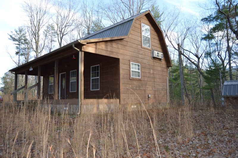 2261 Mount Pleasant Rd, Vonore, TN 37885