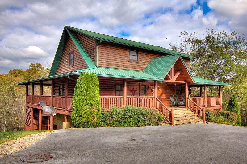 2264 Marshall Springs Way, Sevierville, TN 37862