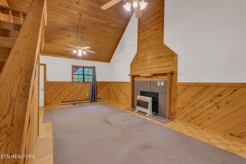 227 Bart Woolum, Lancing, TN 37770