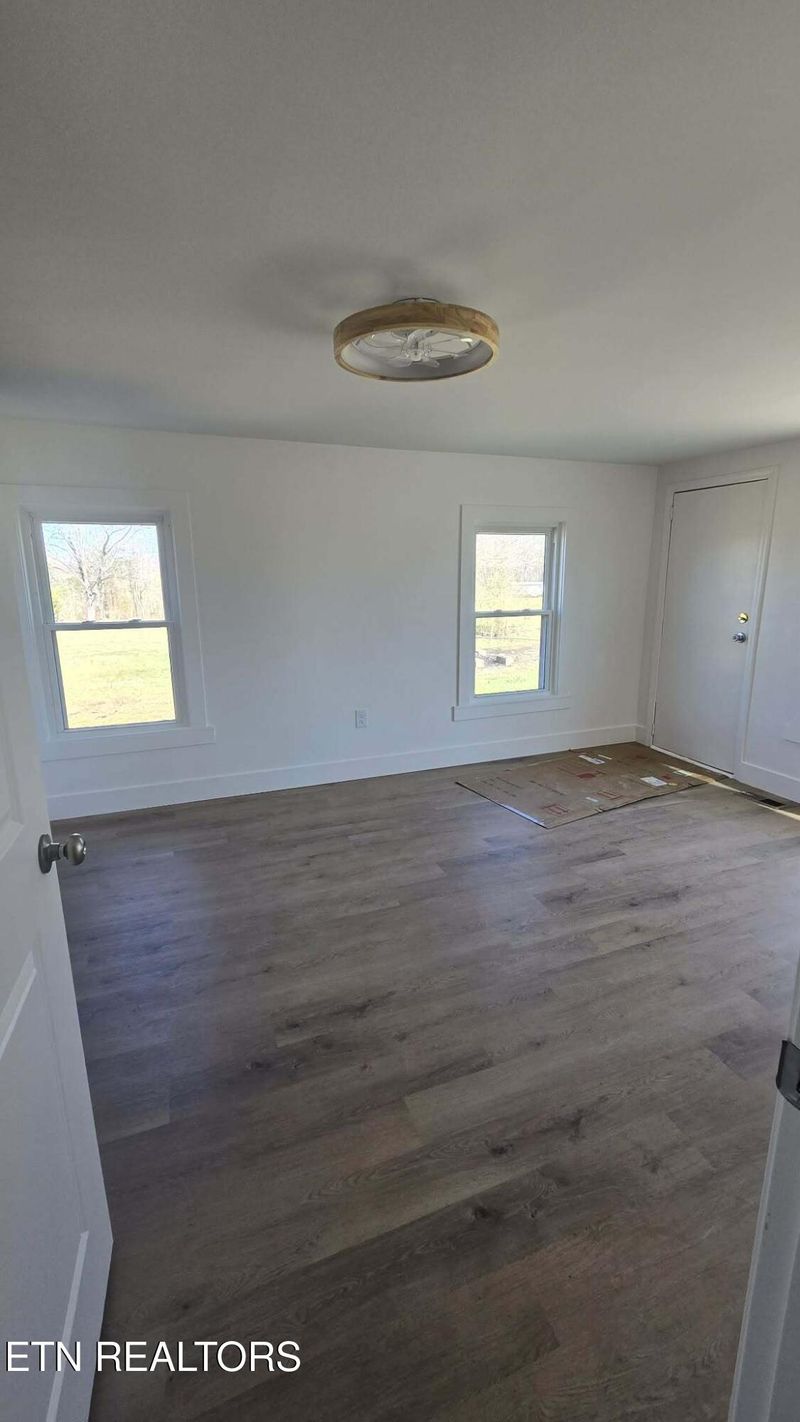 227 Craigs Chapel Rd, Greenback, TN 37742