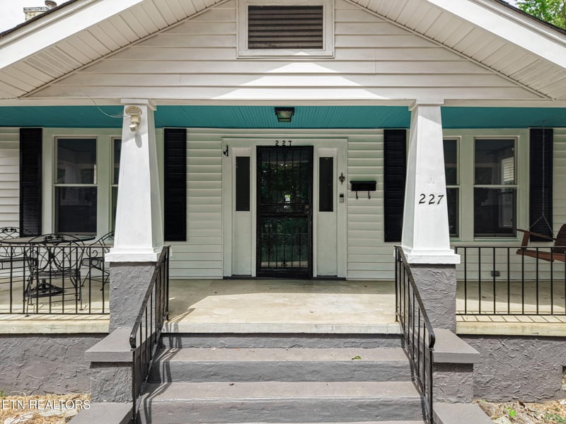 227 E Burwell Ave, Knoxville, TN 37917
