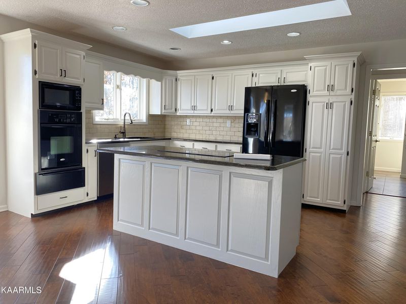 227 Gadusi Way, Loudon, TN 37774