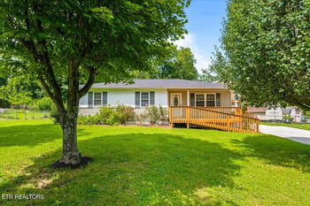 227 Higdon Ln, Lafollette, TN 37766