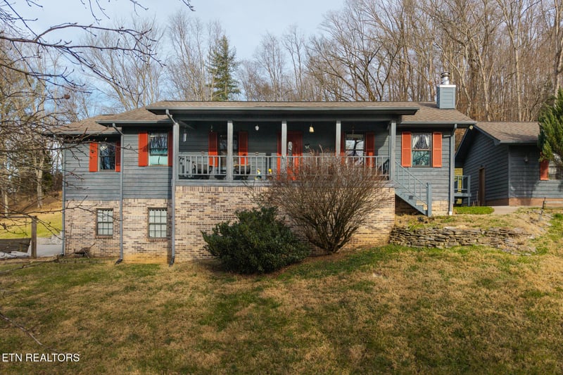227 Lone Ridge Ln, Clinton, TN 37716