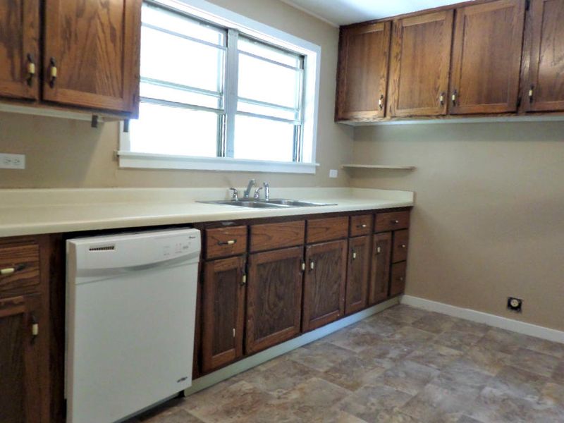 227 S Purdue Ave, Oak Ridge, TN 37830