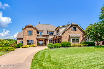 227 Starboard Dr, Lenoir City, TN 37772