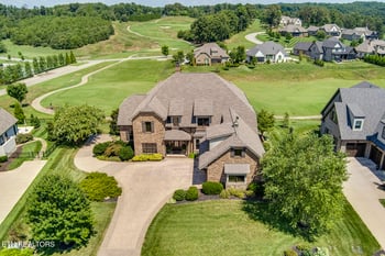 227 Starboard Dr, Lenoir City, TN 37772