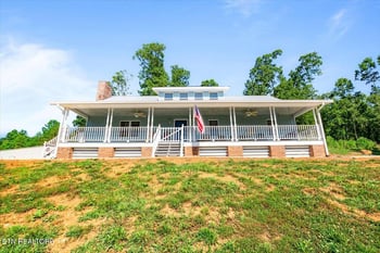 2270 Cove Pointe Rd, Lafollette, TN 37766