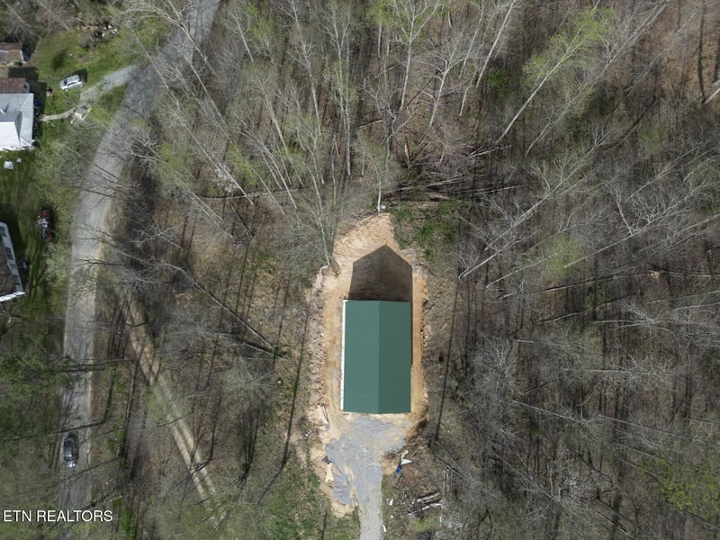 2278 Little Elk Creek Rd, Pioneer, TN 37847