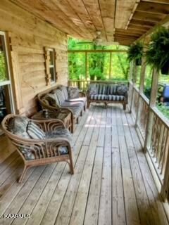 228 Ag Kidd Ln, Oneida, TN 37841