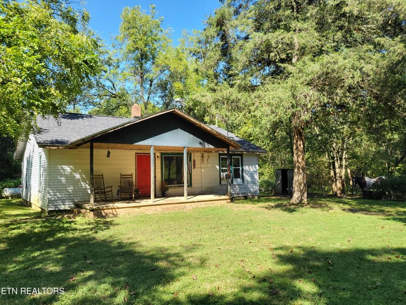 228 County Road 202, Athens, TN 37303