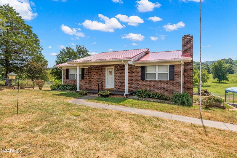 228 Doc Hill Rd, Rutledge, TN 37861