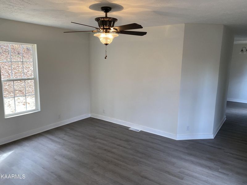 228 Dogwood Way, Harriman, TN 37748