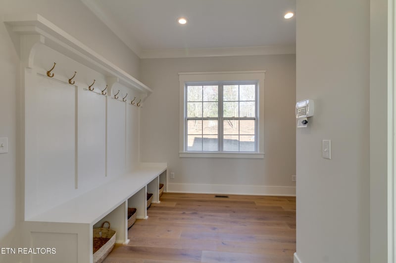 228 Emma Ross Ln, Maryville, TN 37803
