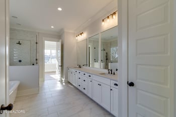 228 Emma Ross Ln, Maryville, TN 37803