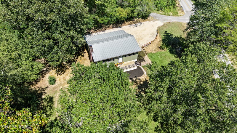 228 Laurel Valley Rd, Townsend, TN 37882