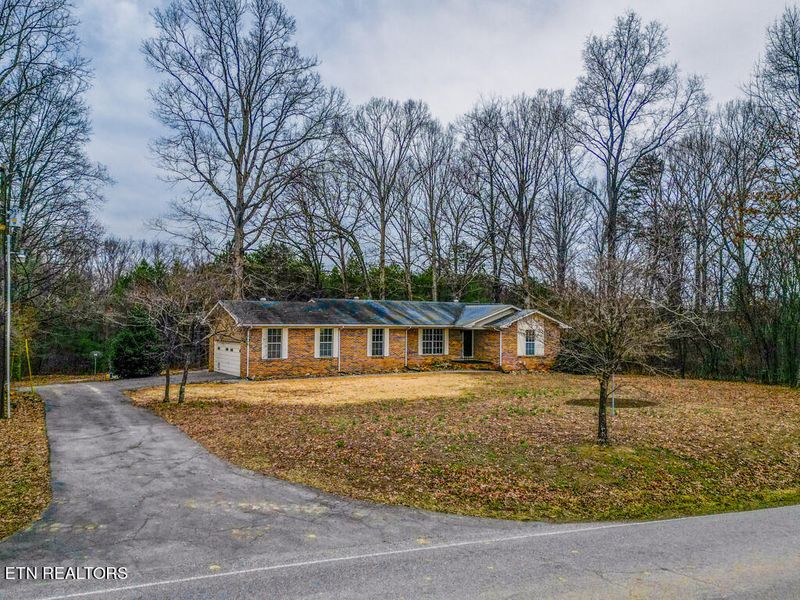 228 Maxwell Rd, Madisonville, TN 37354
