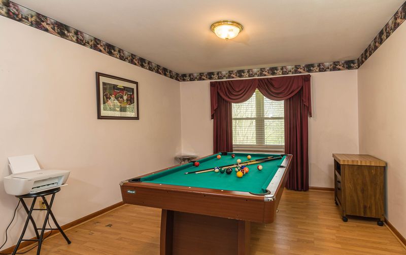 228 Morning Dr, Harriman, TN 37748