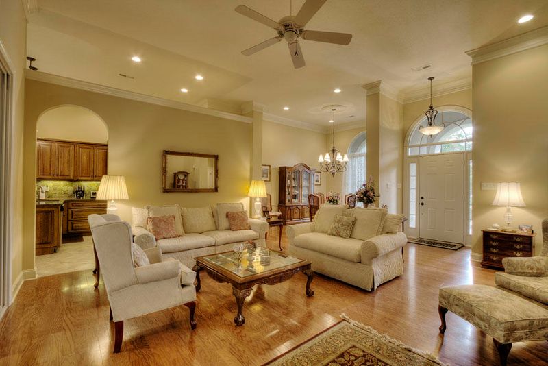 228 Oligi Cir, Loudon, TN 37774