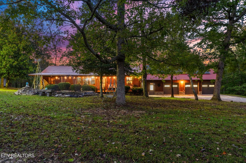 228 Pattie Gap Rd, Philadelphia, TN 37846