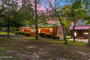 228 Pattie Gap Rd, Philadelphia, TN 37846