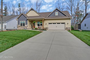 228 Thrushwood Dr, Fairfield Glade, TN 38558